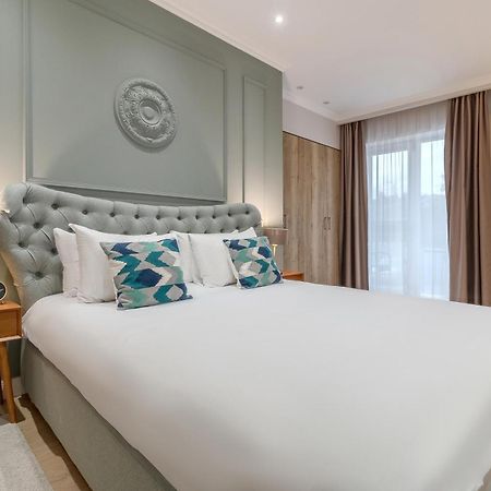 Dozsa Residence Oradea Luaran gambar