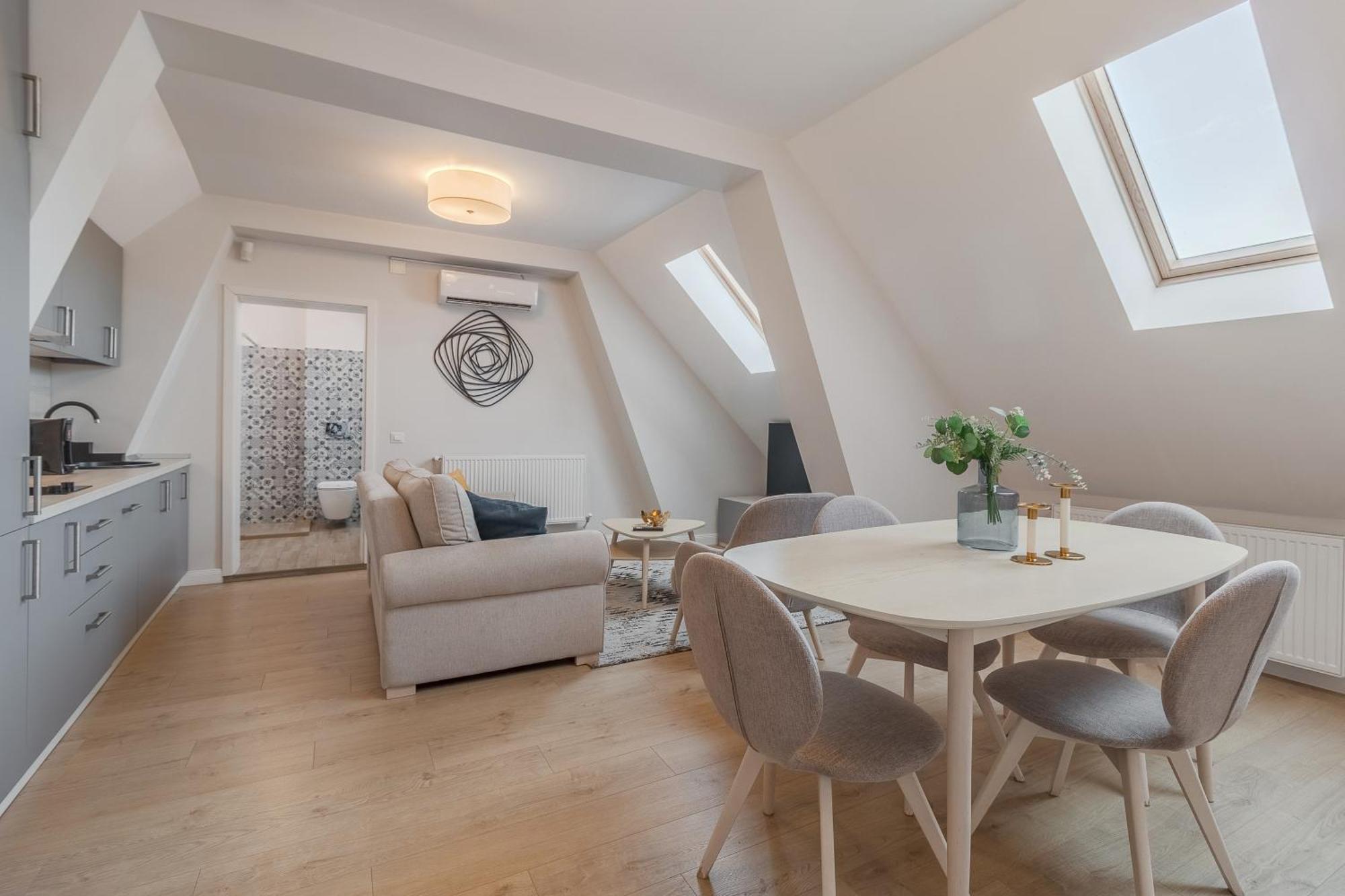 Dozsa Residence Oradea Luaran gambar