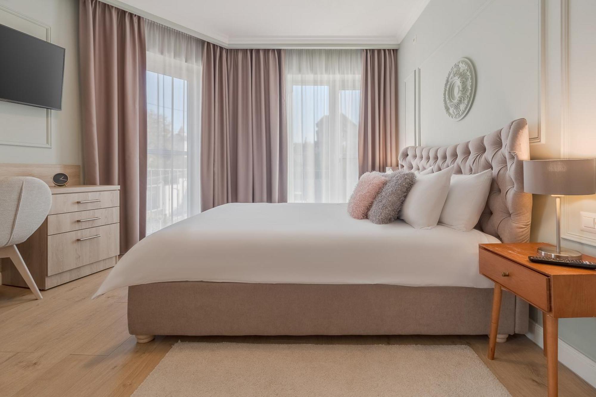 Dozsa Residence Oradea Luaran gambar