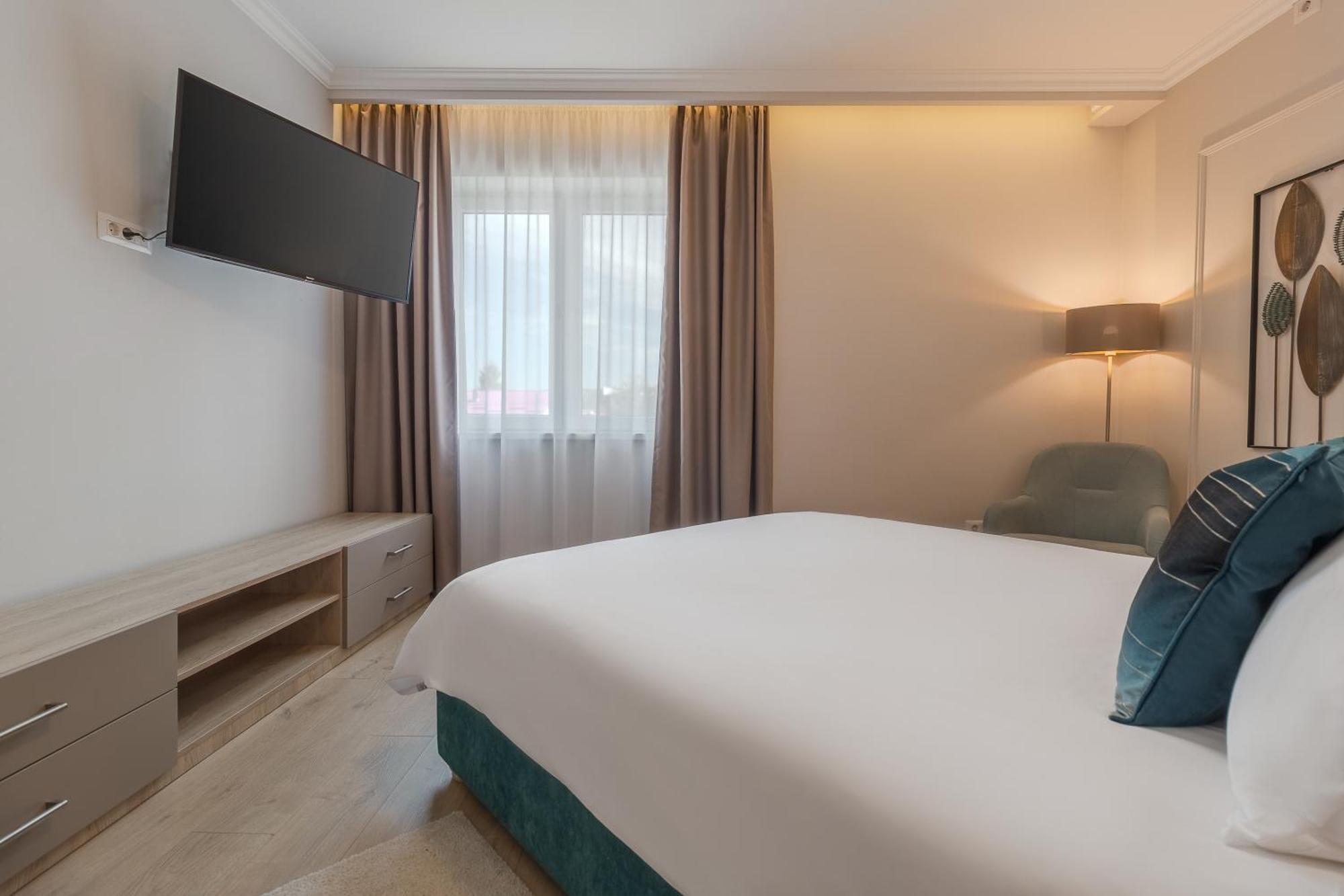 Dozsa Residence Oradea Luaran gambar
