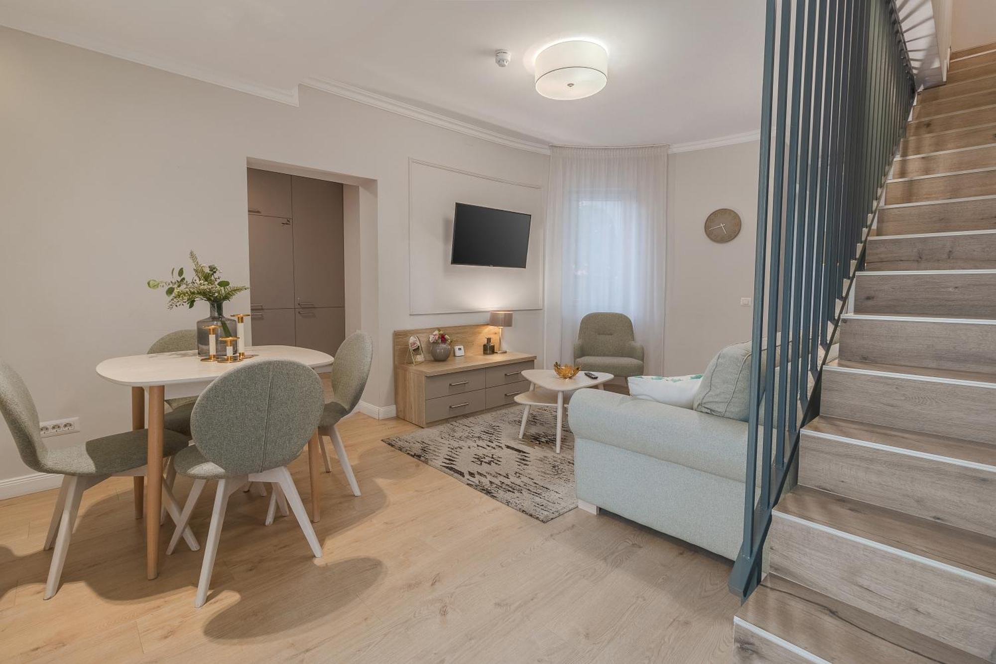 Dozsa Residence Oradea Luaran gambar